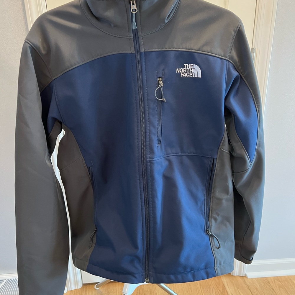 The North Face men’s soft shell Black and Gray jacket